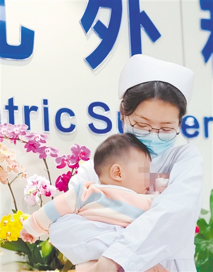 “护”是温柔一抱