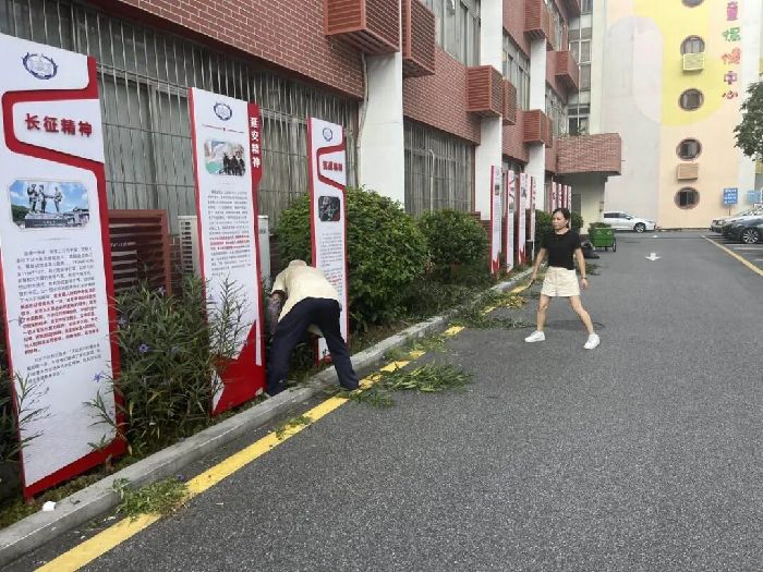 https://mmbiz.qpic.cn/sz_mmbiz_jpg/35Q7JmPav9DnicMUeQzw6yCJFY5ST5dW6G8QvvS6WGA2rZVxBOic3ia3Jic6ncWYk9icicf5G2dXEnzLibGFAIicdy9TKQ/640?wx_fmt=jpeg&from=appmsg